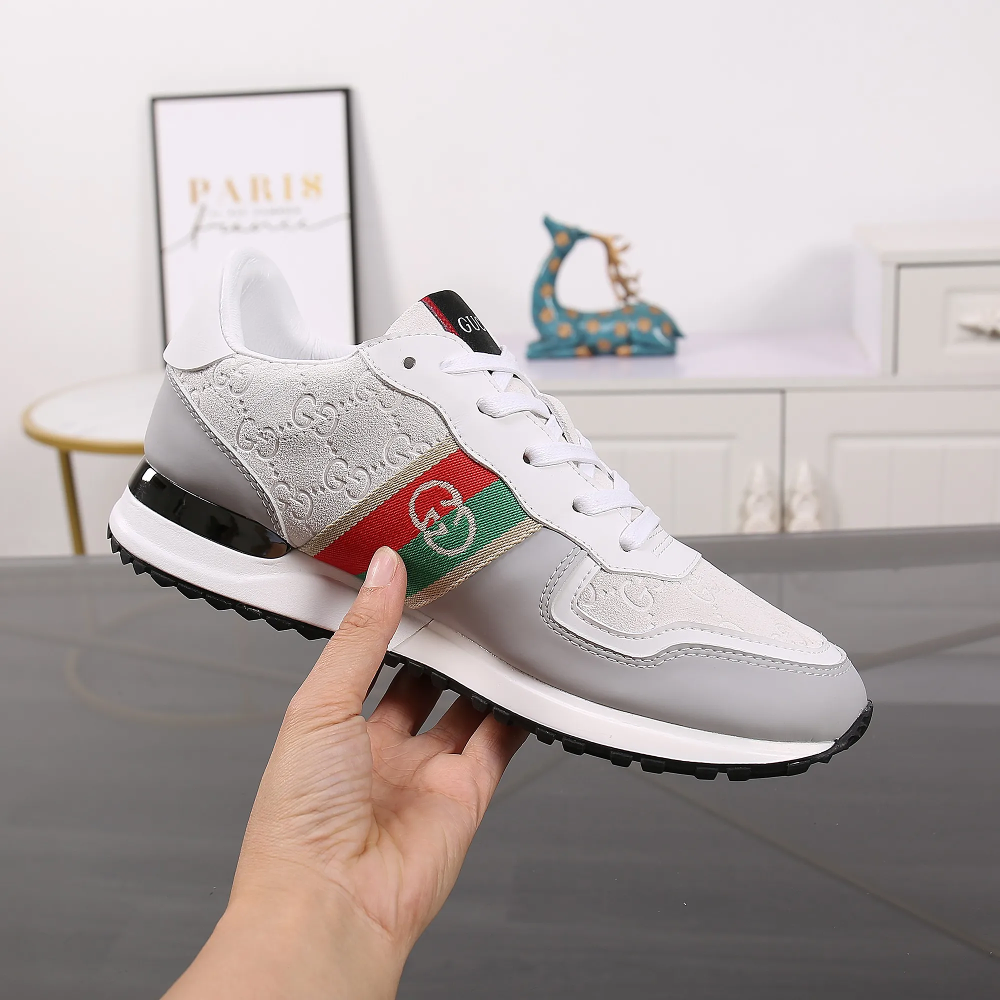 Factory price: 400💰The new spring model is here again! [Gucci Sports Men's Shoes] Gucci fashionable casual men's shoes🇨🇳Original 1:1 mold, new model debuts first💯Not high-profile but avant-garde, simple, low-key and fashionable, super versatile style🌿Made of original cowhide➕Sheepskin lining🎋The version is comfortable on the feet, first-class workmanship🍍Number: 38-44, customized 45